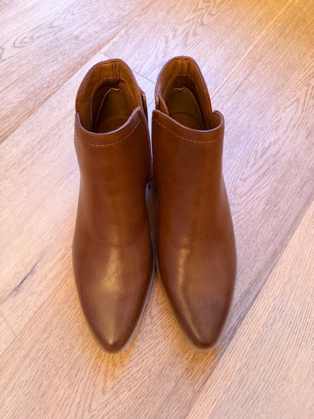 Frye & Co ankle boots